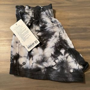 NWT Inner Glow Shorts Earth Dye Stone